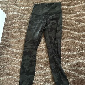 Lululemon green wunder under 25’ leggings